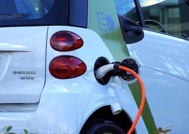 Elektroauto beim Ladevorgang